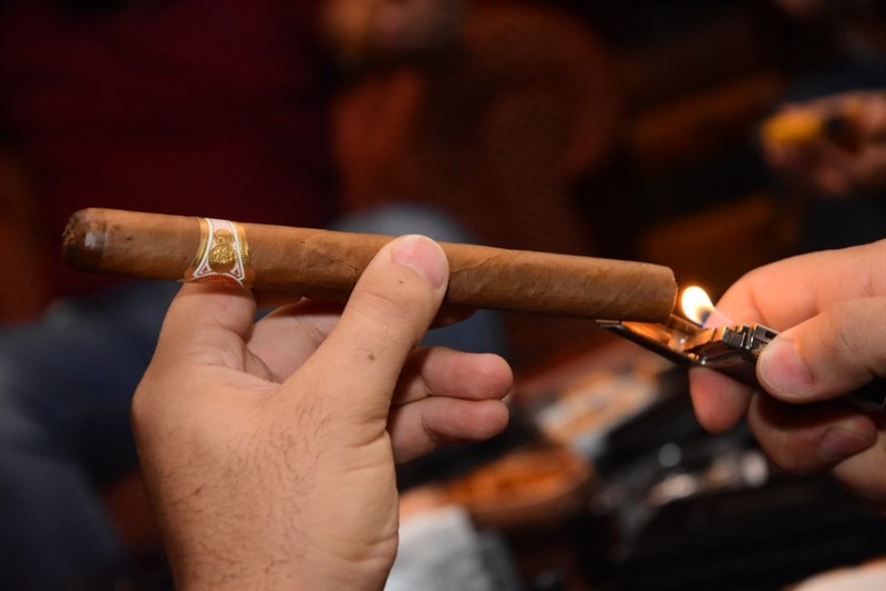 Smoky night at the Candles Lounge - Hilton Beirut Metropolitan Palace